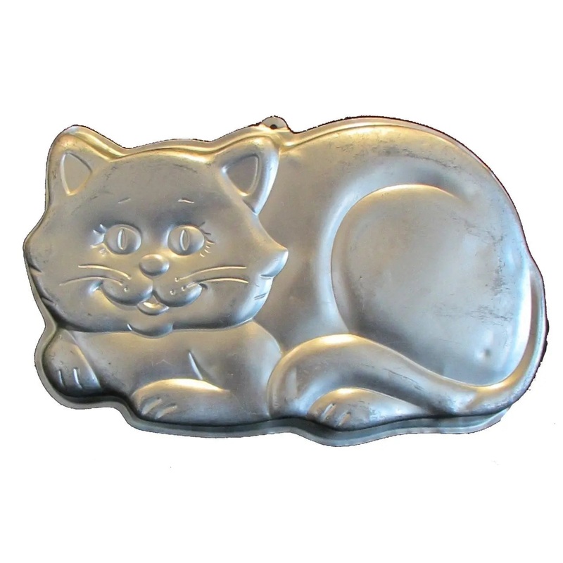 Cat Cake Tin Hire