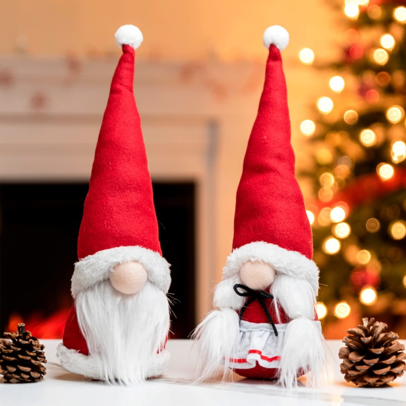Santa Couple Gnome