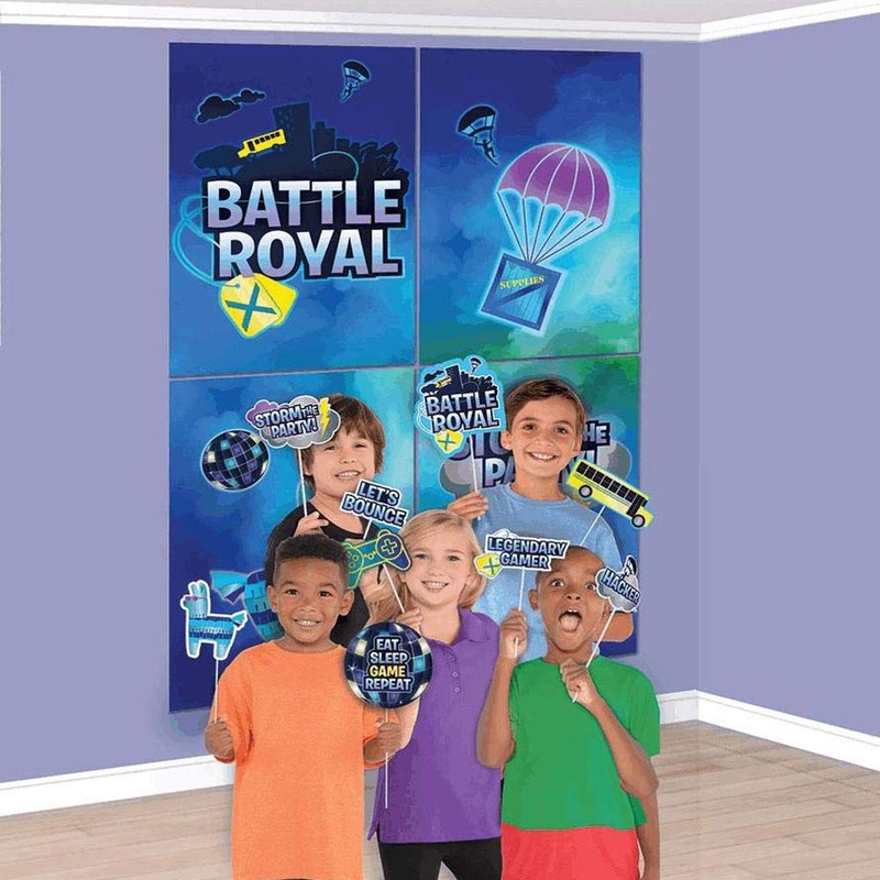 Battle Royal Scene Setters With 14 Photo Props