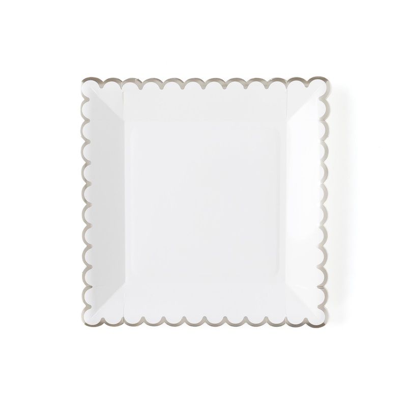 Winter White Scalloped 9" Paper Plates