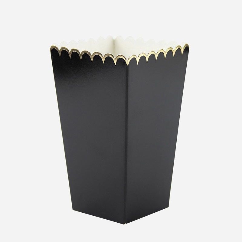 8 boites  pop corn noir