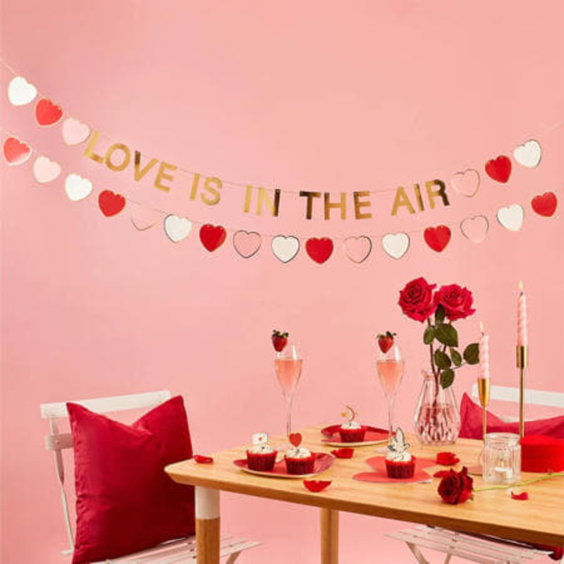 Red and Pink Heart Garland