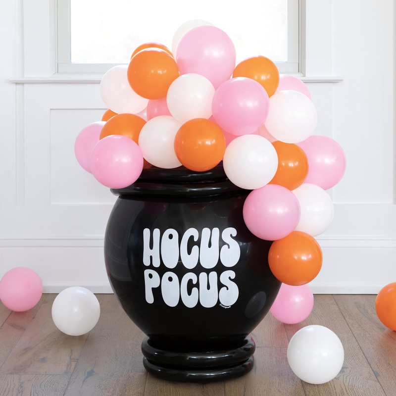 Hocus Pocus Witch Cauldron Latex Balloon Kit